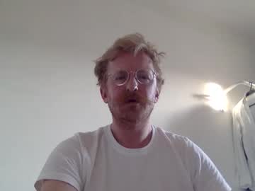 Marriedmannextdoor Chaturbate stream image from April 27, 2025