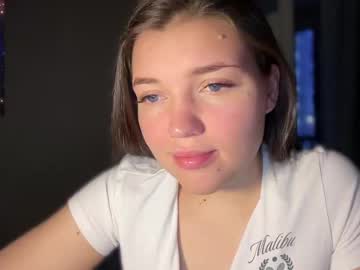 Michelle_Mir Chaturbate stream image from April 27, 2025