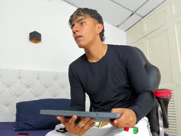 Cobo_Stone Chaturbate stream image from April 27, 2025