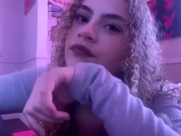 Cutiekaylee Chaturbate stream image from April 27, 2025