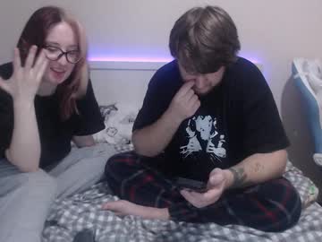 Dreamydewdrop Chaturbate stream image from April 27, 2025