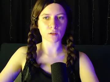 Average_Girl Chaturbate stream image from April 27, 2025