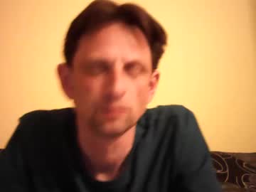 Itsoaxra Chaturbate stream image from April 27, 2025