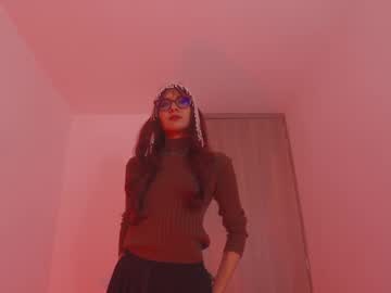 Ladydanova Chaturbate stream image from April 27, 2025