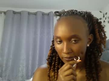 Pretty_Ellsie Chaturbate stream image from April 27, 2025