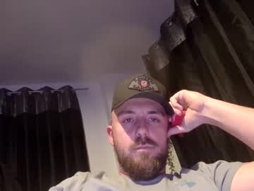 Luke916 Chaturbate stream image from April 27, 2025