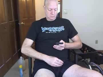 Nakedilmale Chaturbate stream image from April 27, 2025