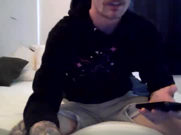 Facialfan44 Chaturbate stream image from April 28, 2025