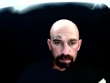 Sharinpeter Chaturbate stream image from April 28, 2025