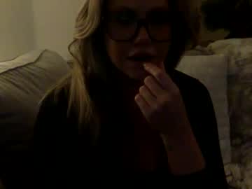Ashleybrookexo Chaturbate stream image from April 28, 2025