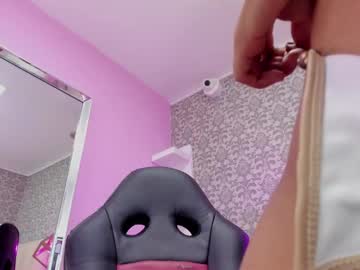 Mayroberts Chaturbate stream image from April 28, 2025