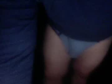 Hurtkney Chaturbate stream image from April 28, 2025
