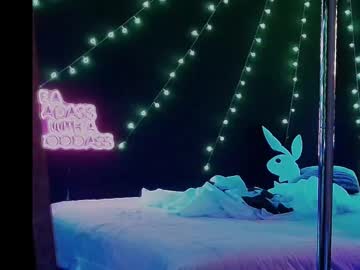 Playboyzaddyxxx Chaturbate stream image from April 28, 2025