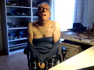 Grandpach Chaturbate stream image from April 28, 2025
