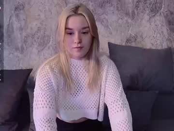 Candy4cam Chaturbate stream image from April 28, 2025