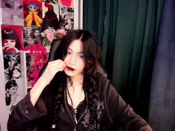 Bluberry_Bri Chaturbate stream image from April 28, 2025