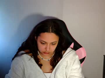 Kiss_Ameliaa Chaturbate stream image from April 28, 2025