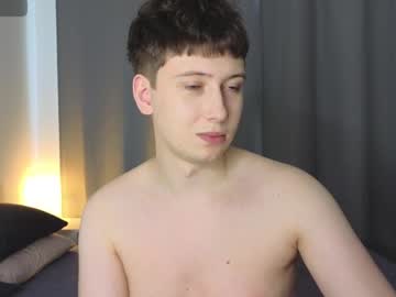 Nile_Loxoped Chaturbate stream image from April 28, 2025