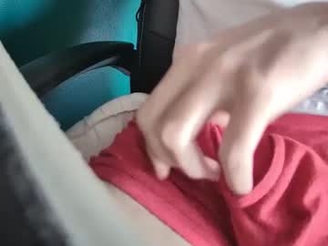 Hugepecker131 Chaturbate stream image from April 28, 2025