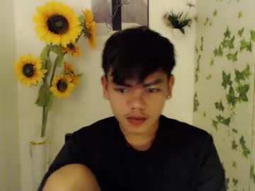 Tisoy101 Chaturbate stream image from April 28, 2025