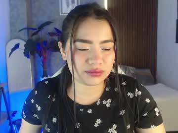 Isabellaa_03 Chaturbate stream image from April 28, 2025