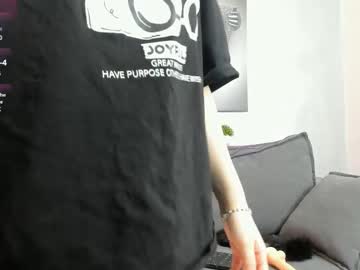 Alisasskiss Chaturbate stream image from April 28, 2025