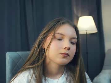 Augustabickham Chaturbate stream image from April 28, 2025