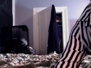 Dani_Leah Chaturbate stream image from April 28, 2025
