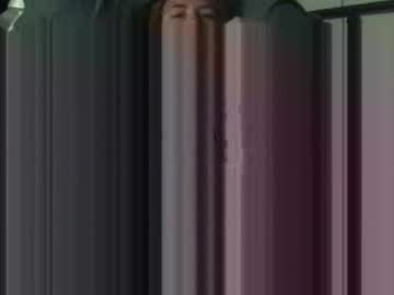 Littlemissmee Chaturbate stream image from April 28, 2025