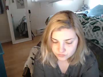 Marigoldrue Chaturbate stream image from April 28, 2025