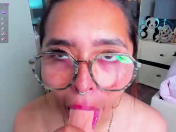 Milleyjones_ Chaturbate stream image from April 28, 2025