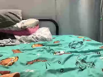 Throbbinginsomniac Chaturbate stream image from April 28, 2025