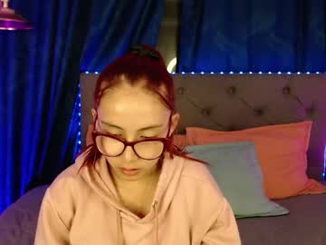 Violet_Play Chaturbate stream image from April 28, 2025