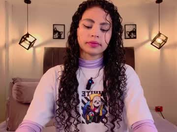Marivimichel01 Chaturbate stream image from April 28, 2025