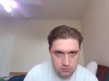 Mike33242 Chaturbate stream image from April 28, 2025