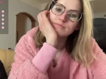 Sexy_Sweets Chaturbate stream image from April 28, 2025