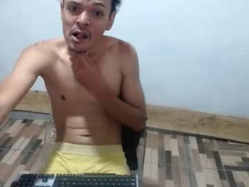 Tommy_Brooks Chaturbate stream image from April 28, 2025