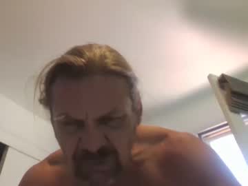 A2le3x867230 Chaturbate stream image from April 28, 2025