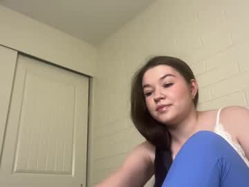 Bunnybella333 Chaturbate stream image from April 28, 2025