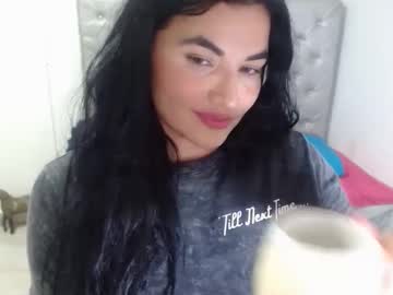 Colombi4spice Chaturbate stream image from April 28, 2025