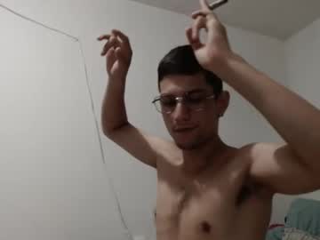 Felipe227 Chaturbate stream image from April 28, 2025