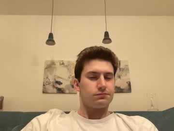 Harrythehardwhore Chaturbate stream image from April 28, 2025