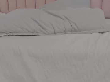 Laura_Sophiax Chaturbate stream image from April 28, 2025