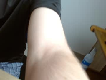 Asmoddeus Chaturbate stream image from April 28, 2025