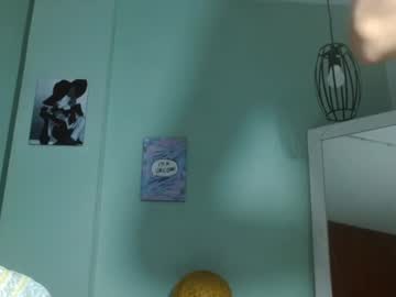 Daphne_Viittoria Chaturbate stream image from April 28, 2025
