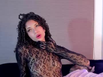 Naomidawsonn Chaturbate stream image from April 28, 2025