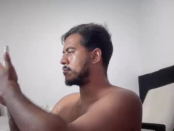 Alancalgary Chaturbate stream image from April 28, 2025