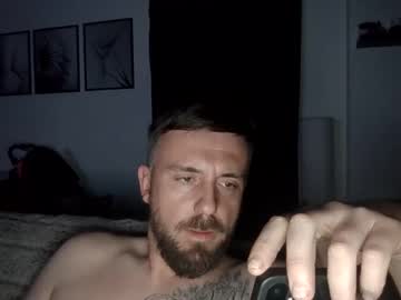 Luke916 Chaturbate stream image from April 28, 2025