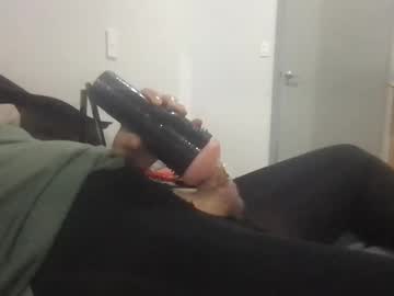Robertkova Chaturbate stream image from April 28, 2025