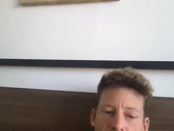 Yoyoyo1221 Chaturbate stream image from April 28, 2025